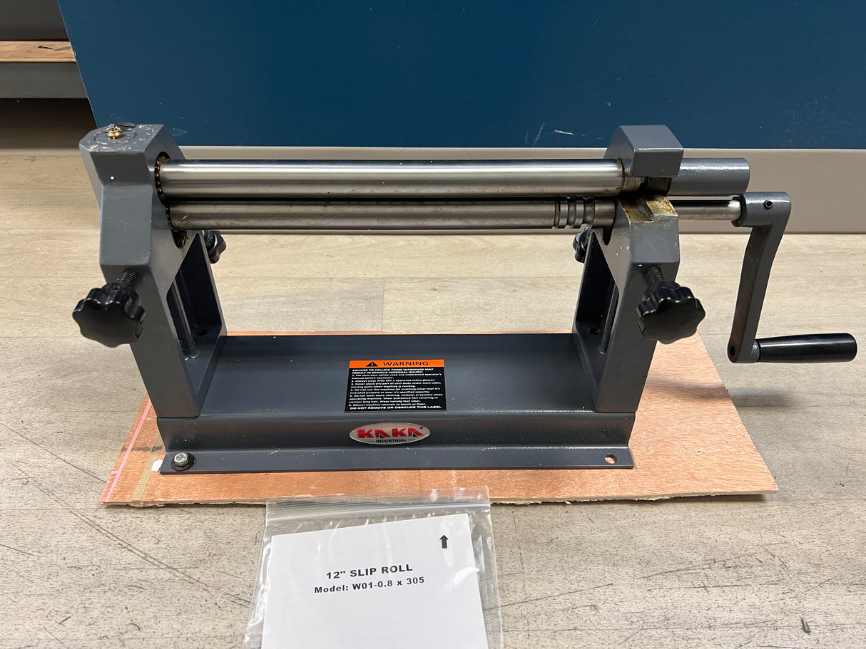 W01-1222 Capacité de calibre 22 de 12 pouces, machine à rouleaux coulissants de construction solide