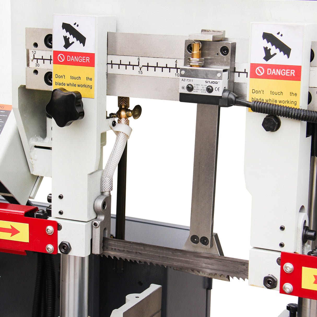 Kaka Industrial TGK-08 Scie à ruban horizontale à double colonne 230V-60HZ-3PH