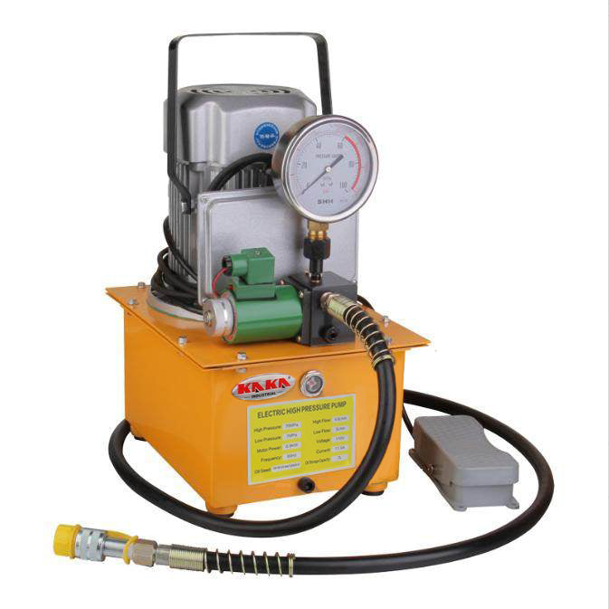 Kaka Indsutrial ZCB-700D 10000 PSI Hydraulic Electric Pump 750W Single Acting 110V Solenoid Pedal 7L Hydraulic Power Pack Cylinder
