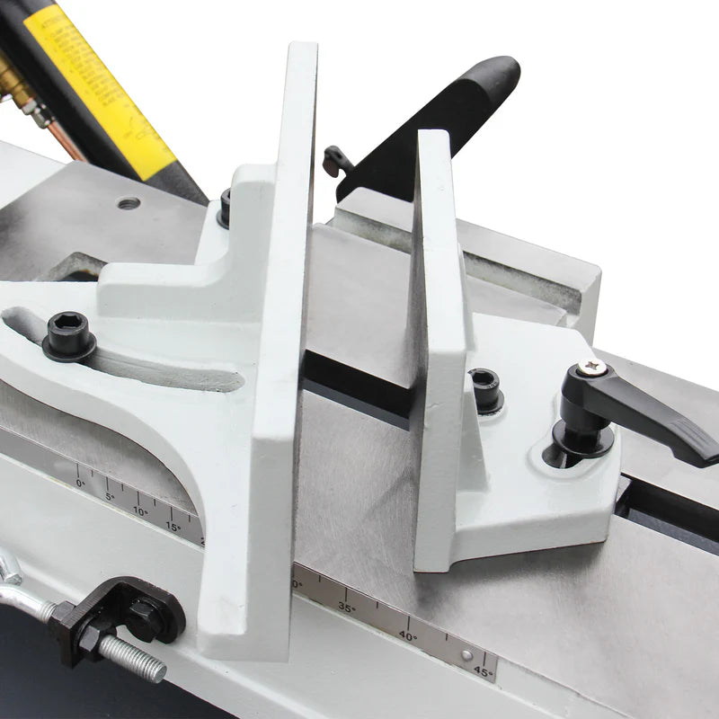 BS-712N Scie à ruban pour métal 7 x 12 pouces . 115V et 230V/60HZ/1PH, précâblé 115V.