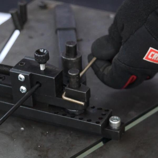 MUB-1 Manual Mounting Mini Universal Bender