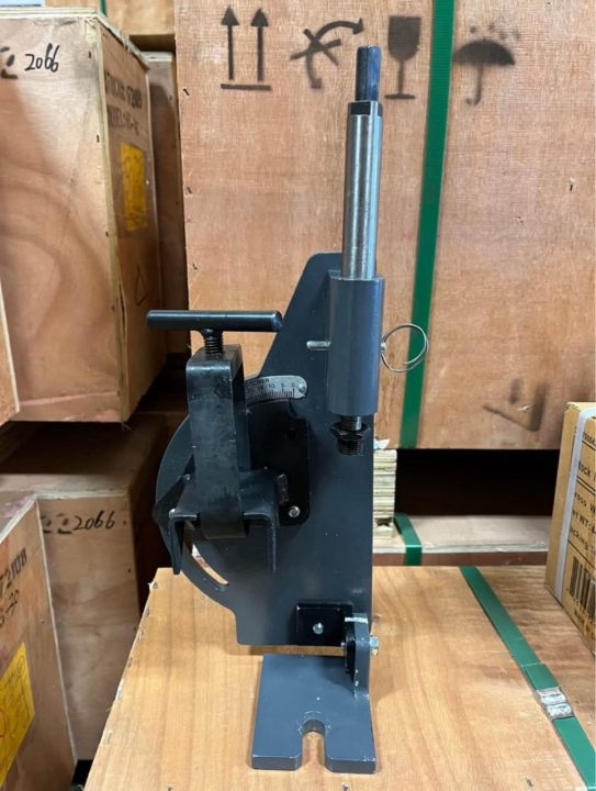 PN-1/2 A Encocheuse de tuyaux et de tubes à cadre en aluminium 
